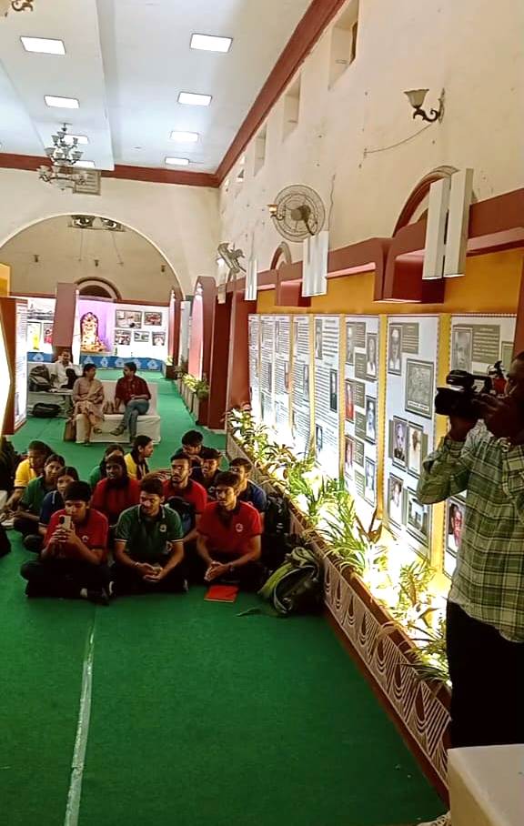 1724152772_57874b9dc6bbc0a52a09