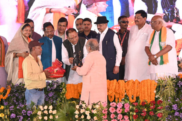 1727783583_7a6b040ff889cffef3e1