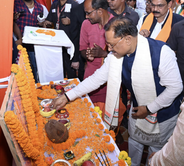 1731059794_0247b1770ffde755e00d