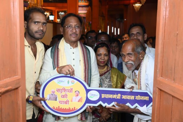 1749635150_52a1014462cd351f4513