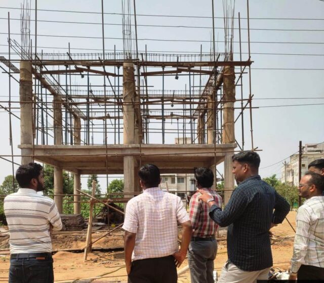 1750065014_da44798e560f427d8223