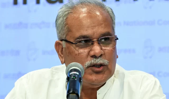 bhupesh-baghel_large_0935_21