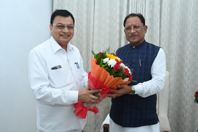 1755704885_405d630ba311599b2bd8