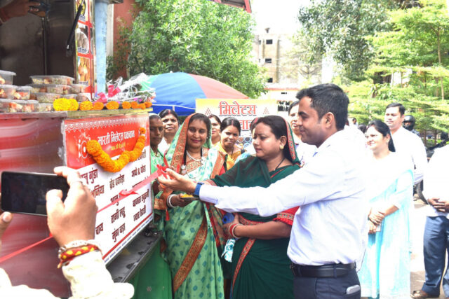 1759162990_2b1df72895449d08cc24