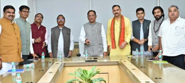 1761223149_4233ca0c918195ef238d