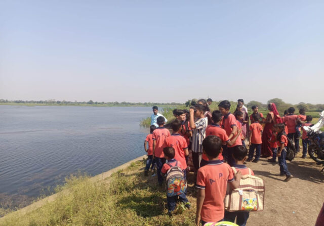 1763710744_67f8f41f8bd4ab01fa63