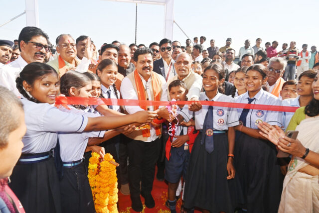 1765196910_2848119223313ce27afd