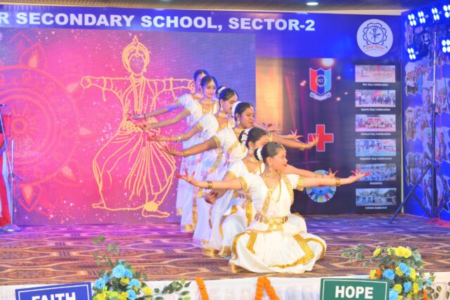 भिलाई विद्यालय, सेक्टर–2 में वार्षिक पुरस्कार वितरण समारोह (5)