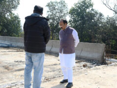 उप मुख्यमंत्री श्री अरुण साव ने पुल निर्माण कार्य का किया औचक निरीक्षण